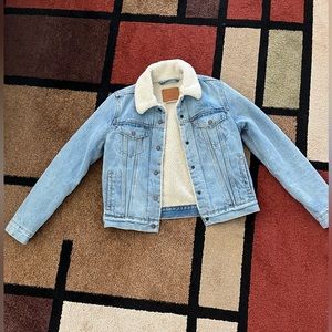 Levi big E Sherpa Lined Trucker Jacket